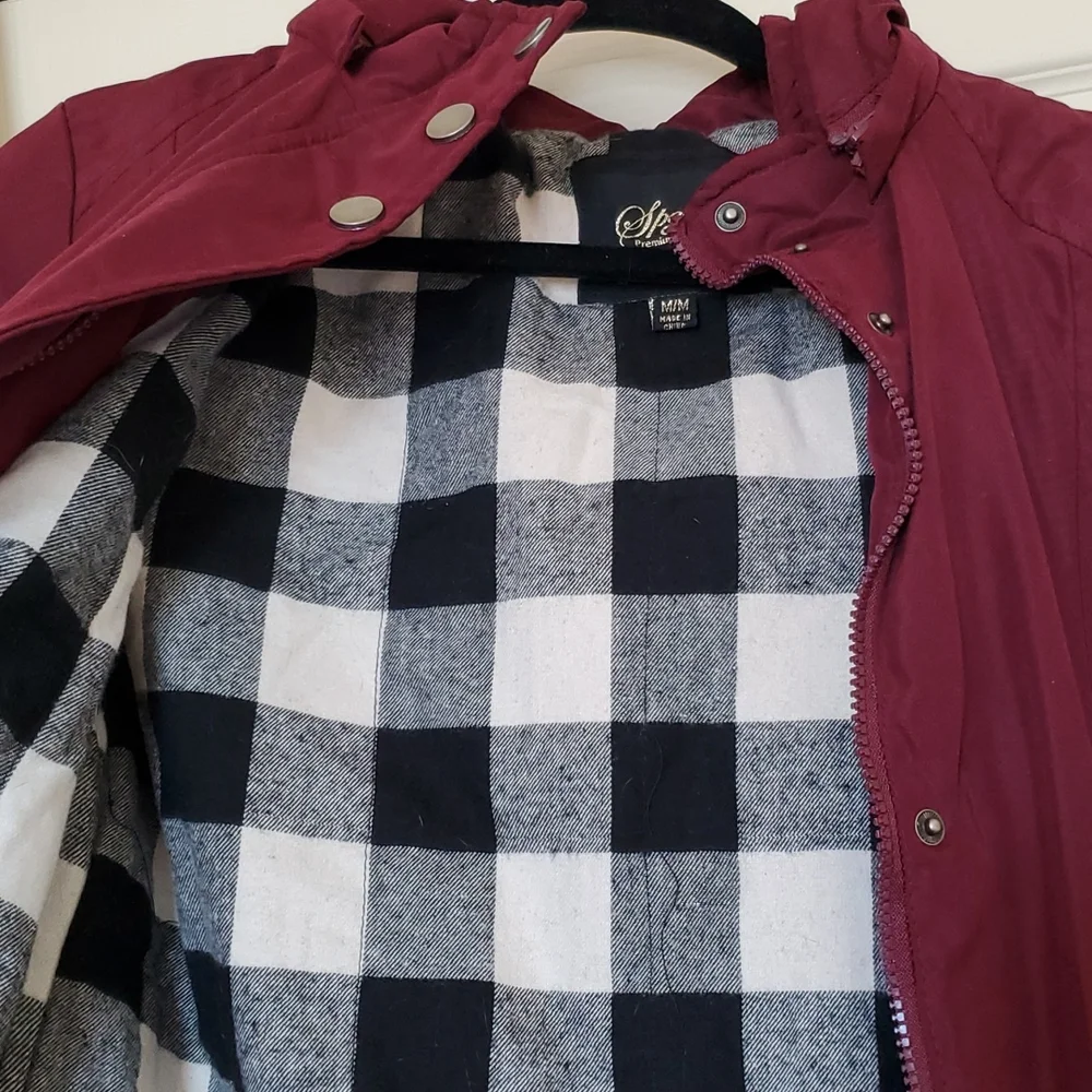 Womans jacket - Picture 2 of 4